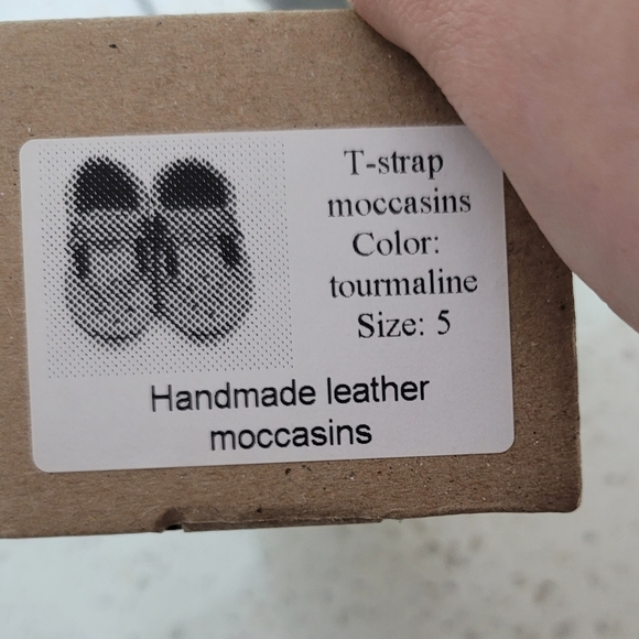 Handmade moccasins - Picture 3 of 3